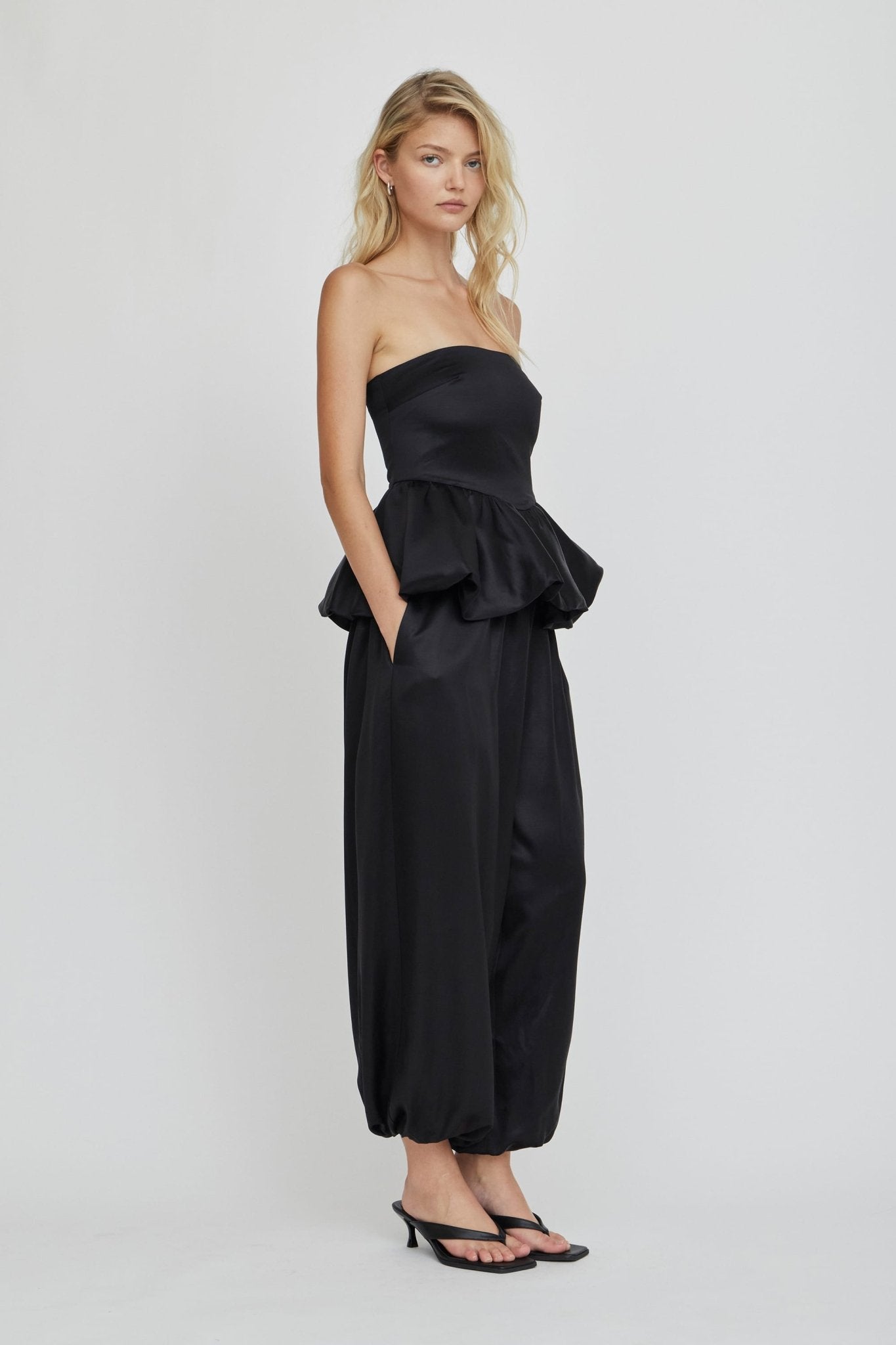 MNTFM051026020904089_2 Third Form Vanta Ballon Pant | Carbon - Image 2