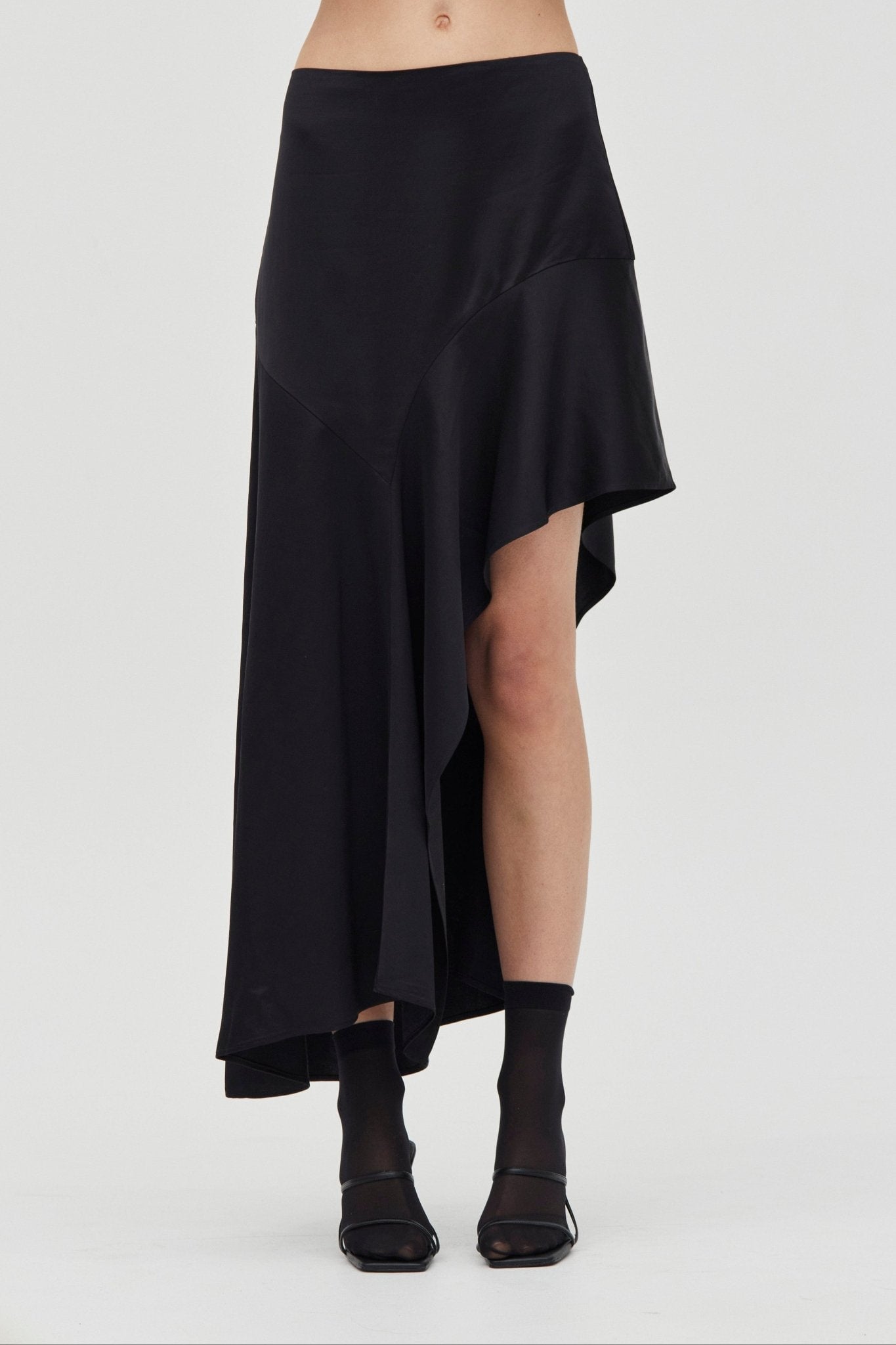 MNTFM051026020904093_2 Third Form Threshold Flow Skirt | Storm Black - Image 2