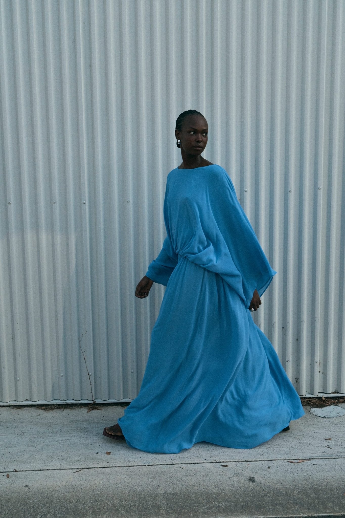 MNTFM051026020904097_2 Third Form Suspension Maxi Dress | Cornflower - Image 2