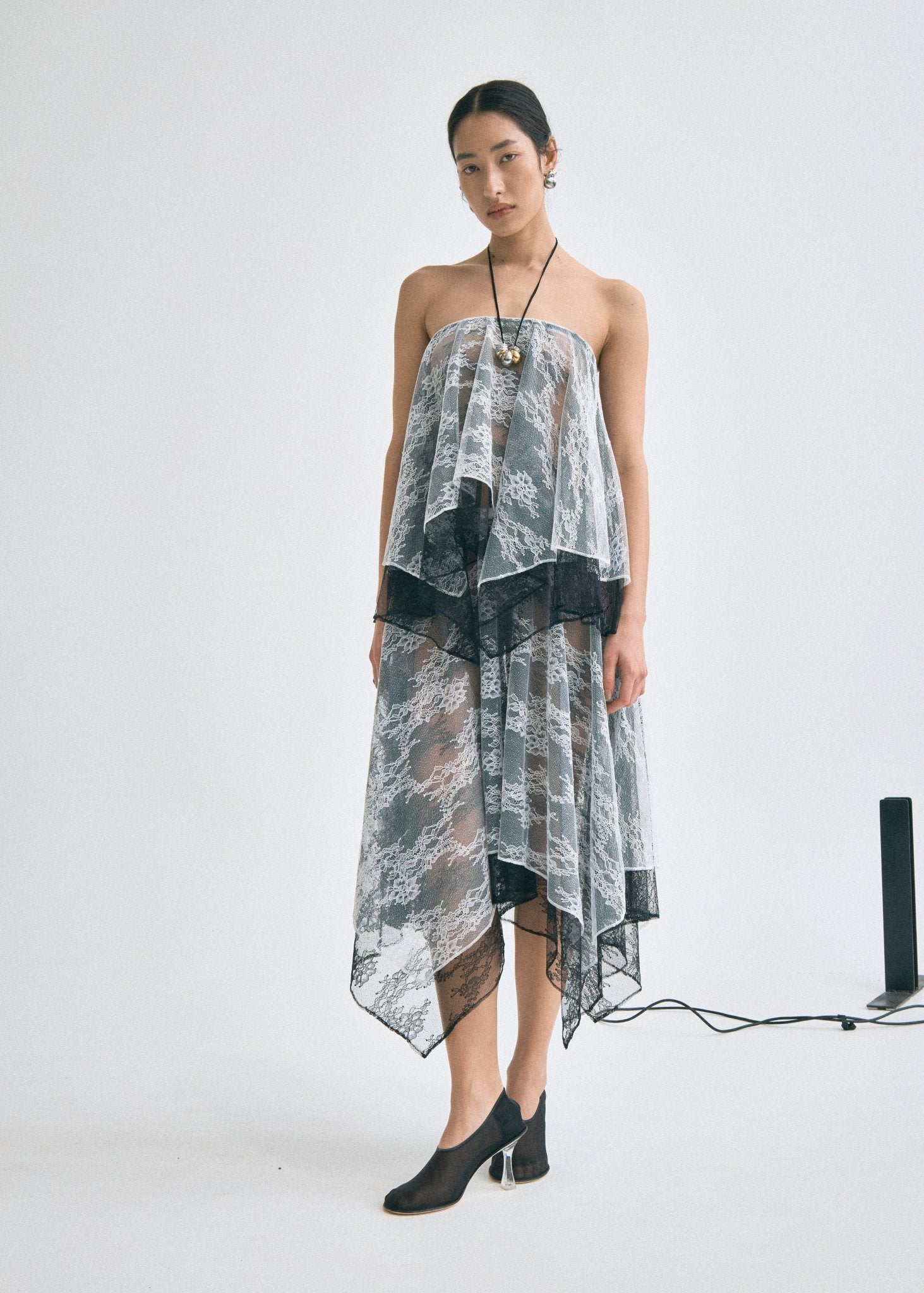 MNTFM051026020904117_2 Third Form Reflect Strapless Top | Day & Night - Image 2
