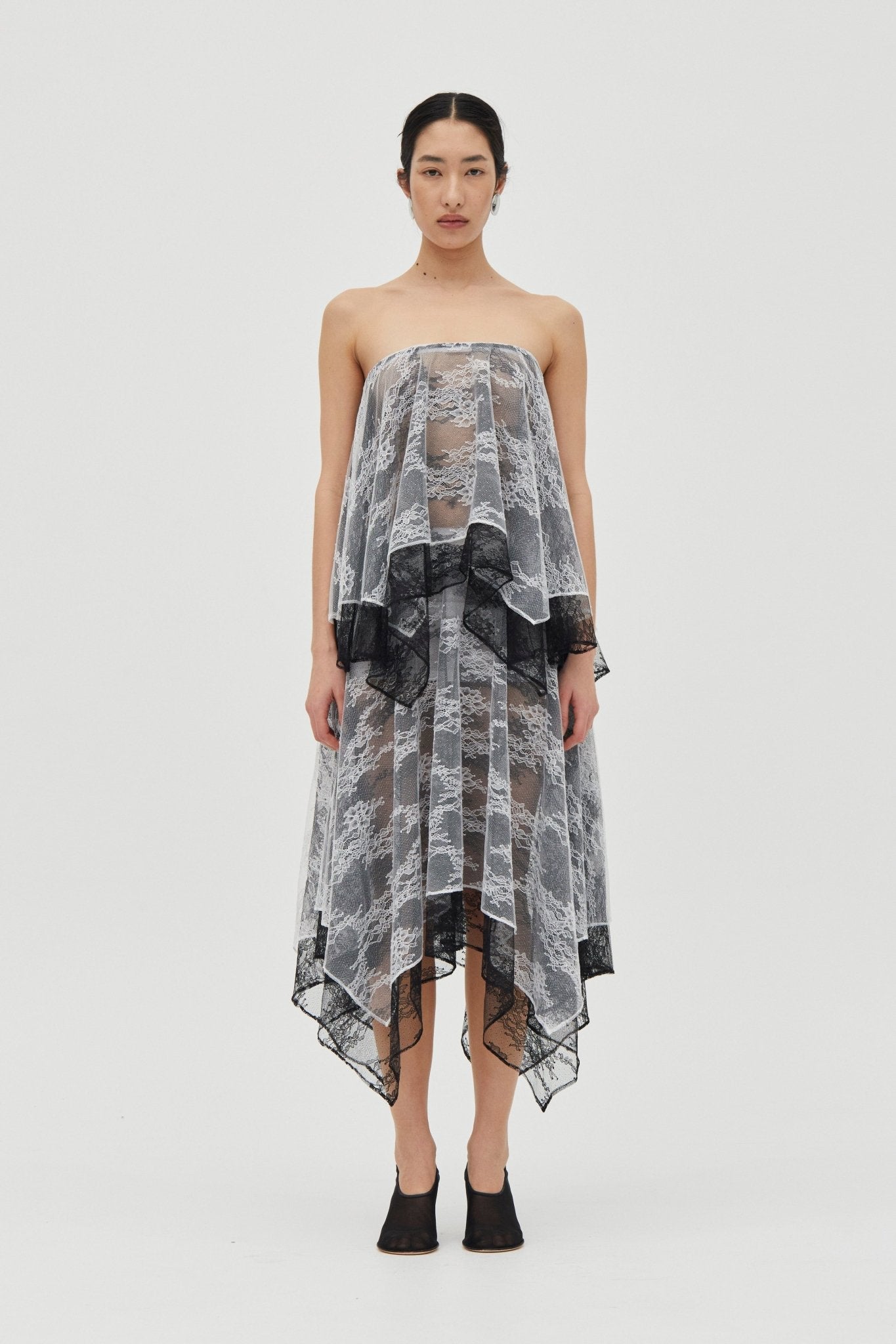 MNTFM051026020904117_3 Third Form Reflect Strapless Top | Day & Night - Image 3