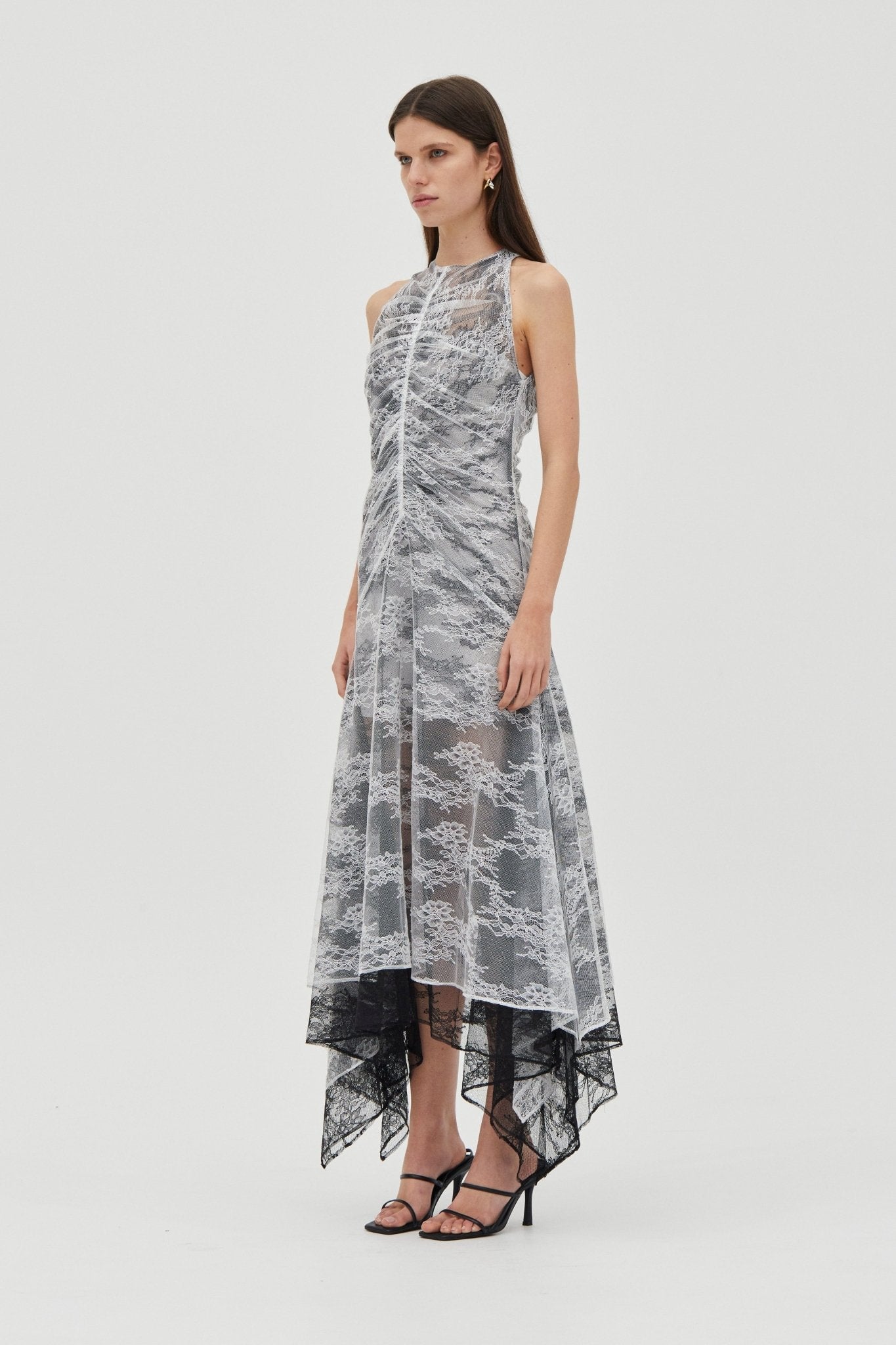 MNTFM051026020904119_3 Third Form Reflect Layered Lace Dress | Day & Night - Image 3