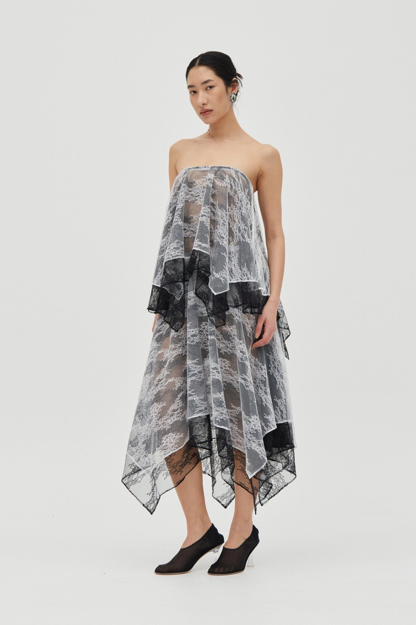 Third Form Reflect Handkerchief Skirt | Day & Night - Image 1