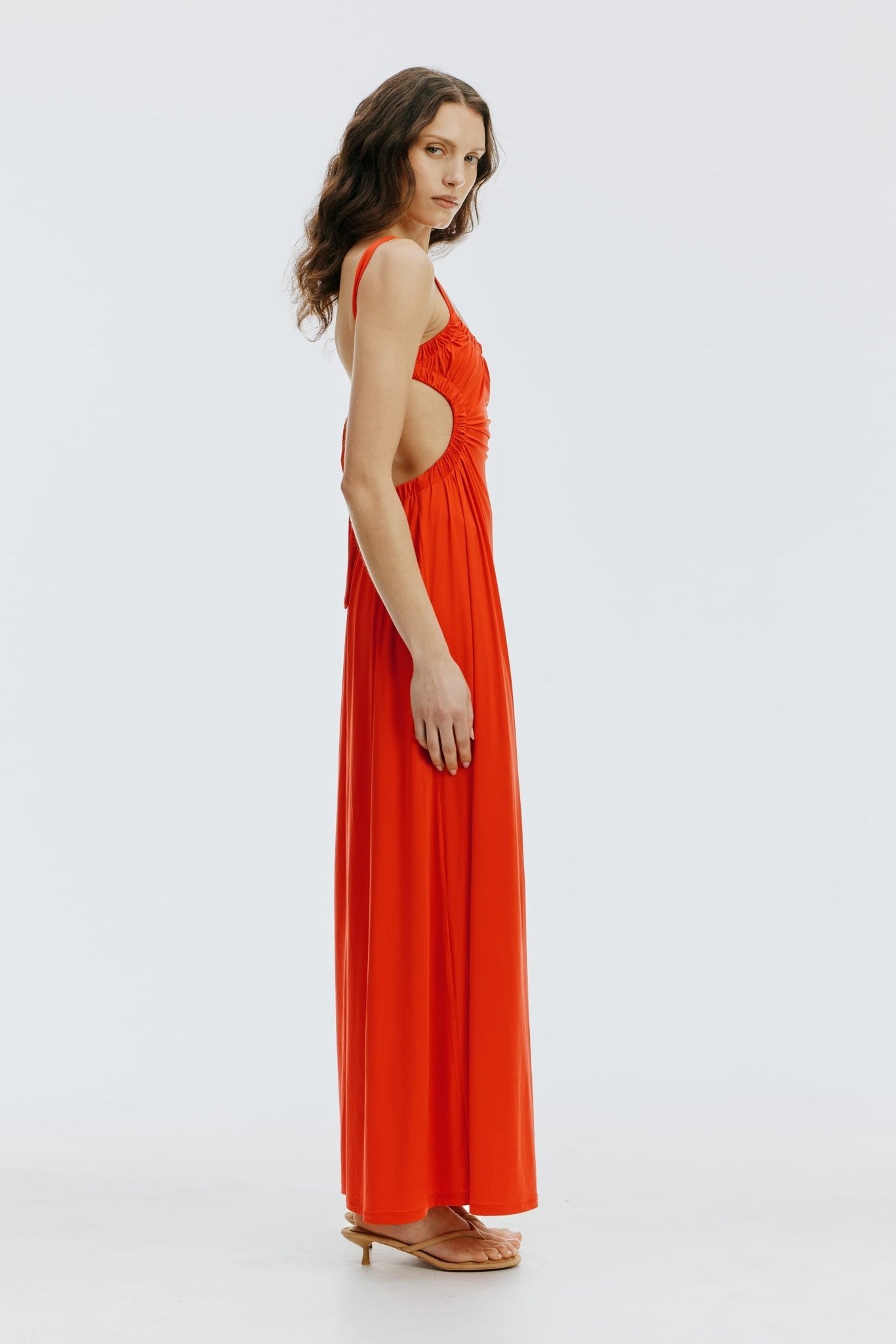 MNTFM051026020904180_3 Third Form Drift Tie Back Maxi Dress | Vermillion - Image 3