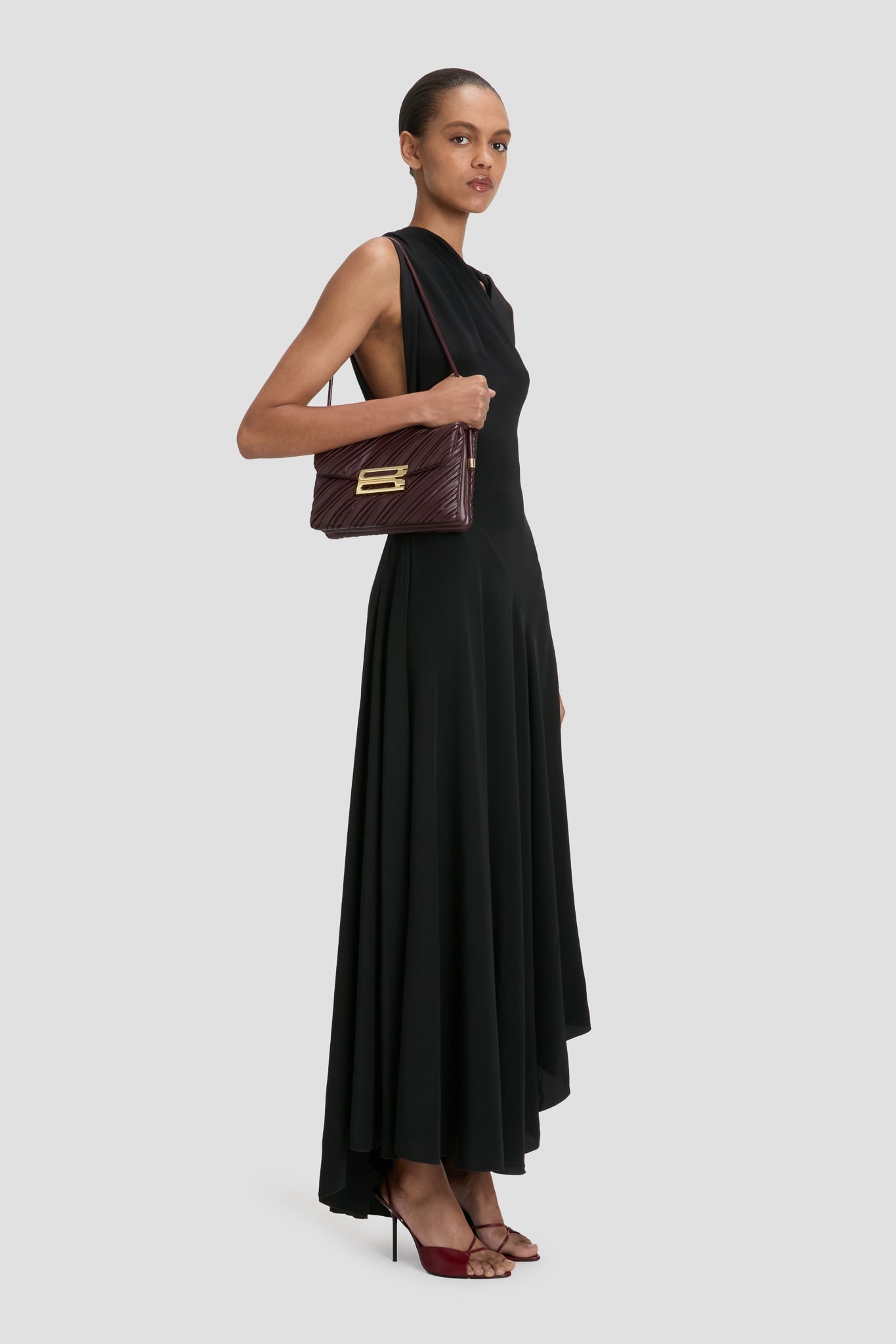MNVBK051026015127028_2 Victoria Beckham Soft Dorian Bag Burgundy Pleated Nappa - Image 2