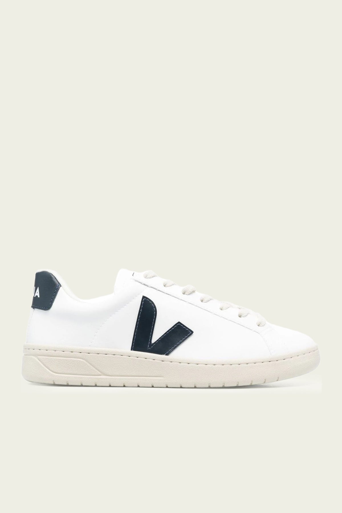 Veja Urca CWL Men Sneaker - Image 1