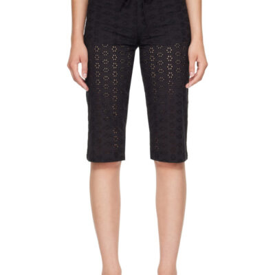 Fruity Booty Black Broderie Capri Leggings