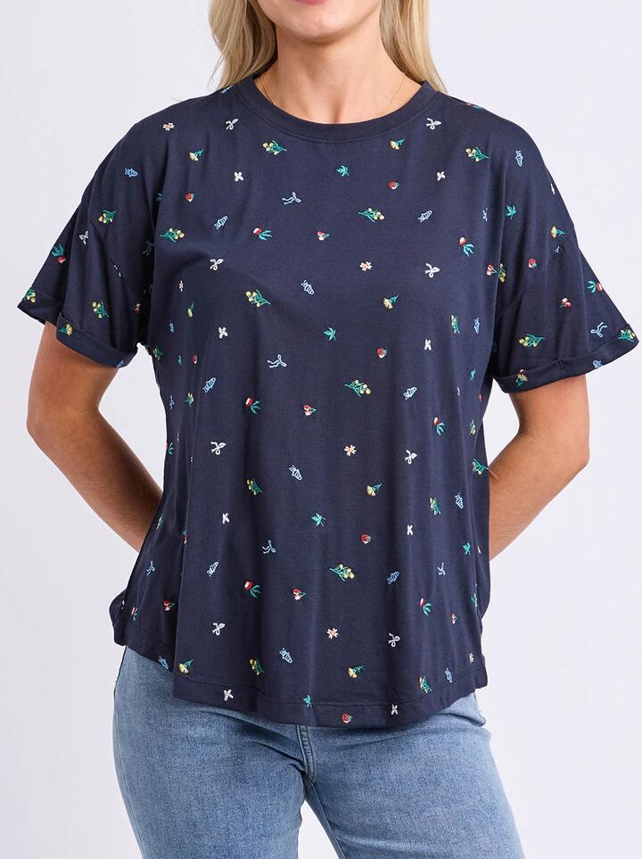 Elm Festive Market Tee