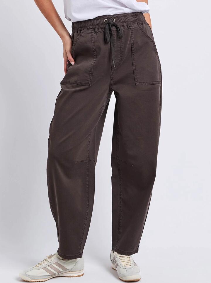Elm Quinn Barrel Jogger