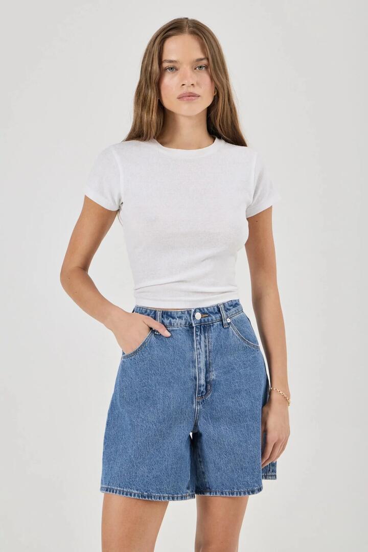 Rollas Super Mirage Evie Mid Blue Denim Short