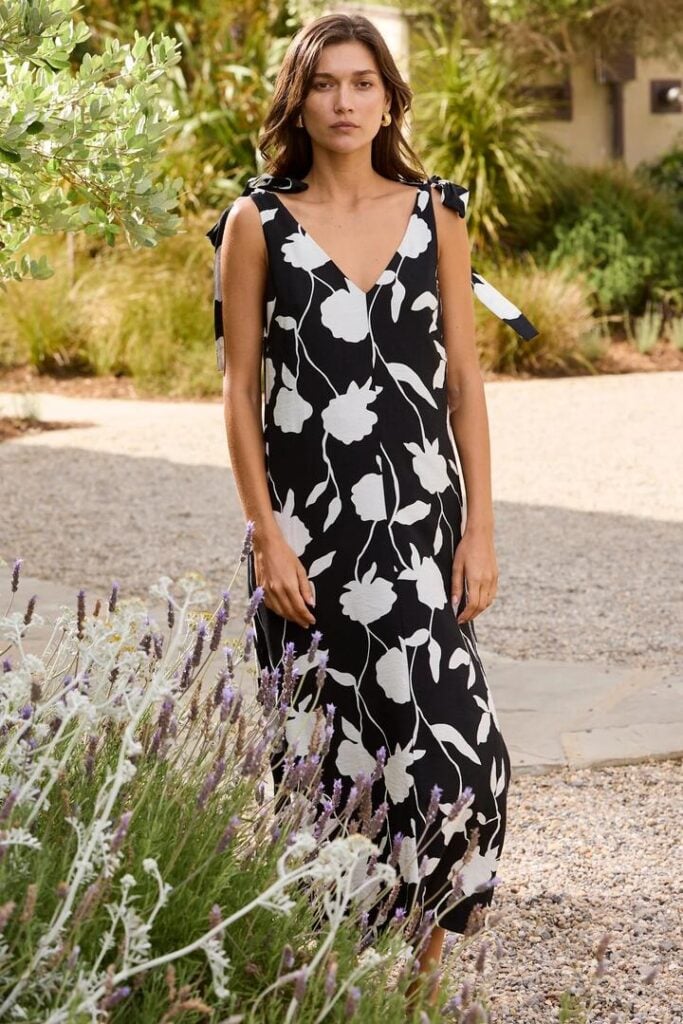 Stories be Told Spontaneous Black and White Floral Tie Shoulder Relaxed Midi Dress