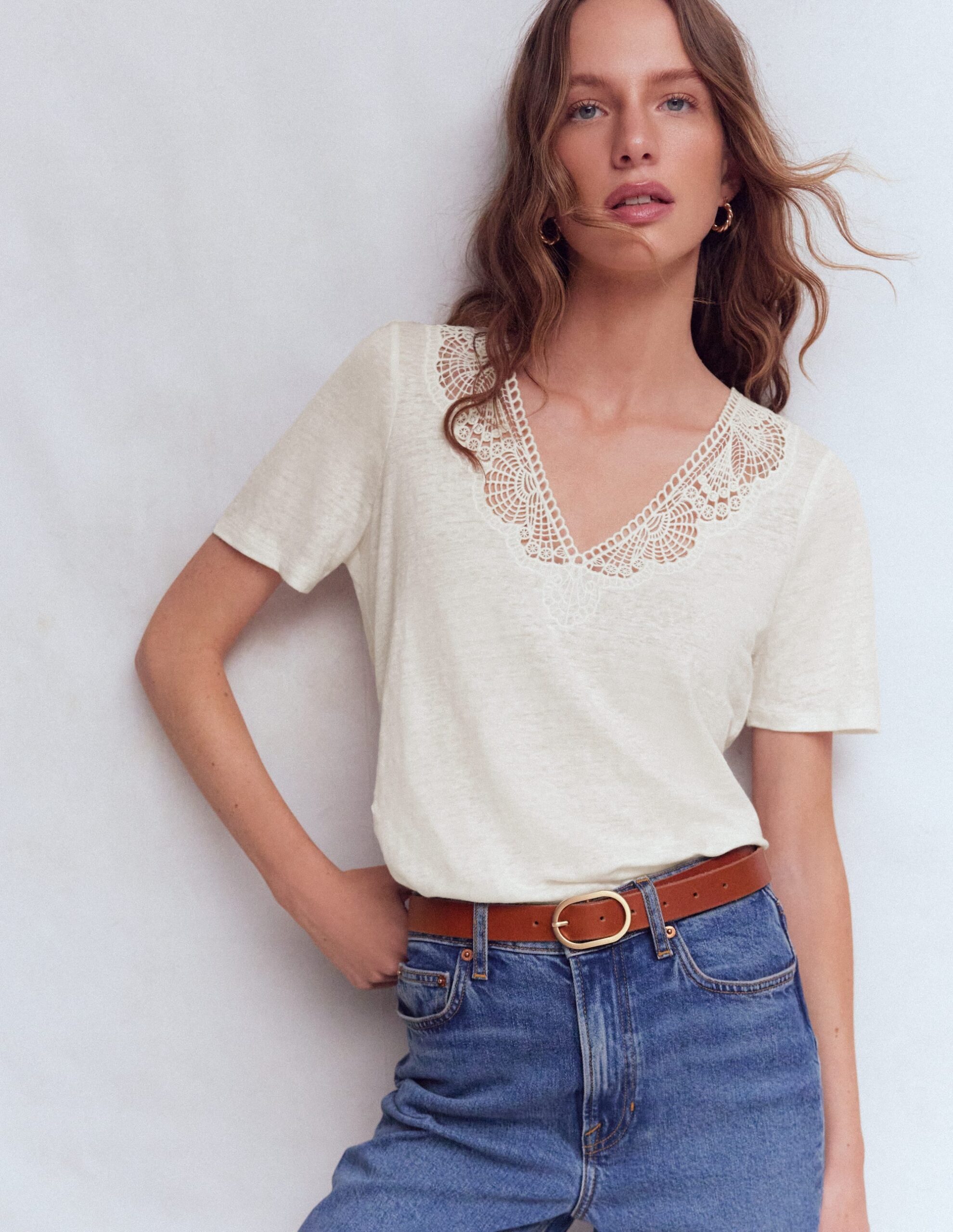 Boden Tara Lace Trim Linen T-shirt