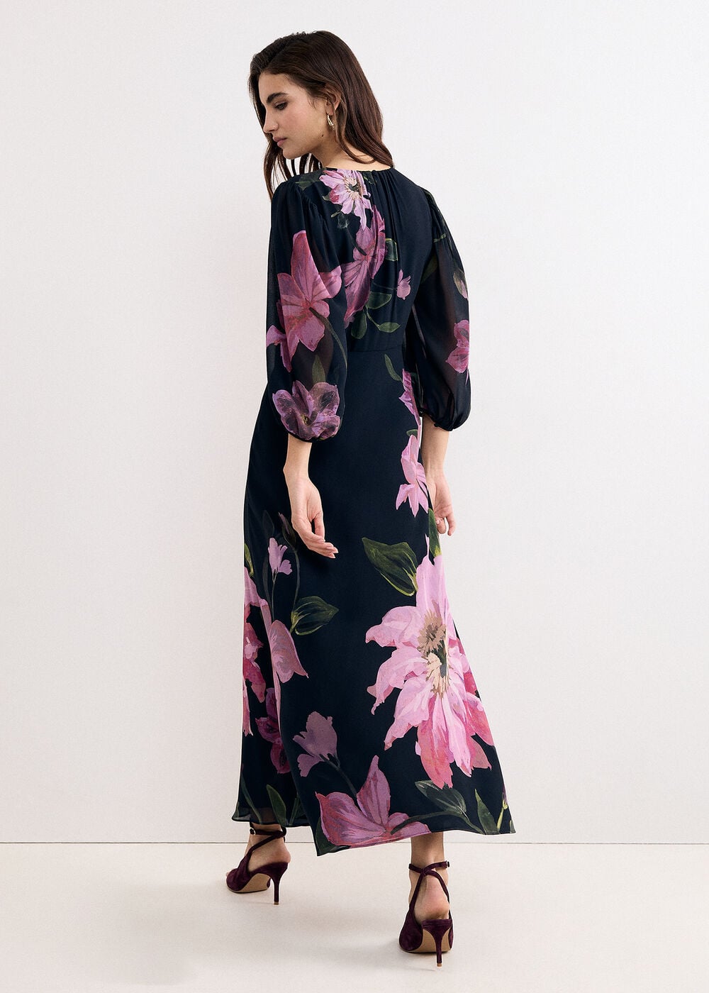 phase-eight-petite-betty-floral-printed-long-sleeve-maxi-dress-1 Phase Eight Petite Betty Floral Printed Long Sleeve Maxi Dress